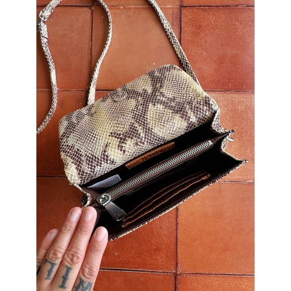 Hobo Jetty Genuine Leather Sand Snakeskin Convertible Crossbody Bag GUC - Picture 3 of 8